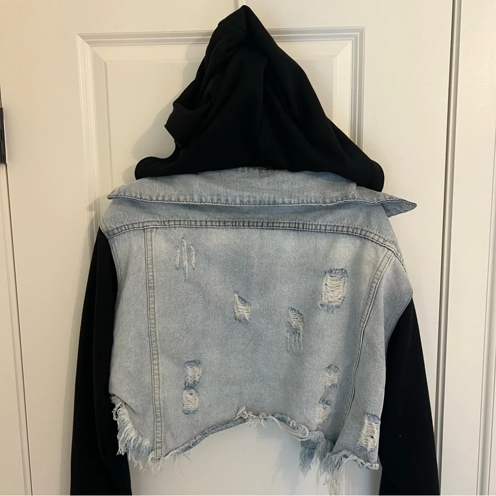 VICI Cropped Denim Hoodie Jacket - Picture 2 of 4